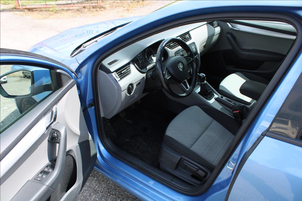 2016 – Škoda Octavia – 1,4 TSi  1.maj., ČR, CNG, TOP