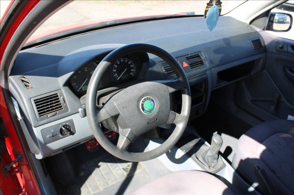 2002 – Škoda Fabia – 1,2 i  STK 3/2028