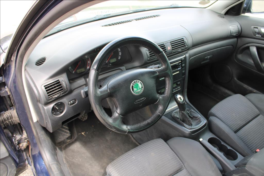 2004 – Škoda Superb – 1,8 T  DIG.KLIMA, TAŽNÉ
