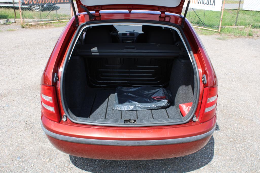 2002 – Škoda Fabia – 1,4 i  STK 4/2028, 94.770 km