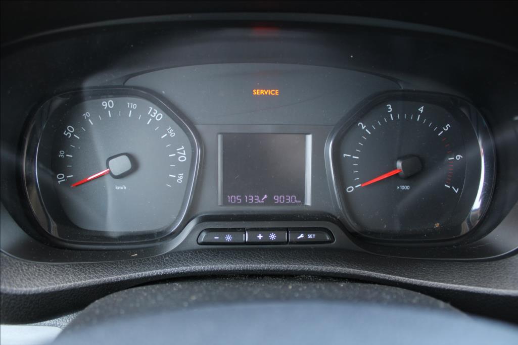2017 – Citroën Jumpy – 1,6 HDi  2 x ŠOUPAČKY, DPH