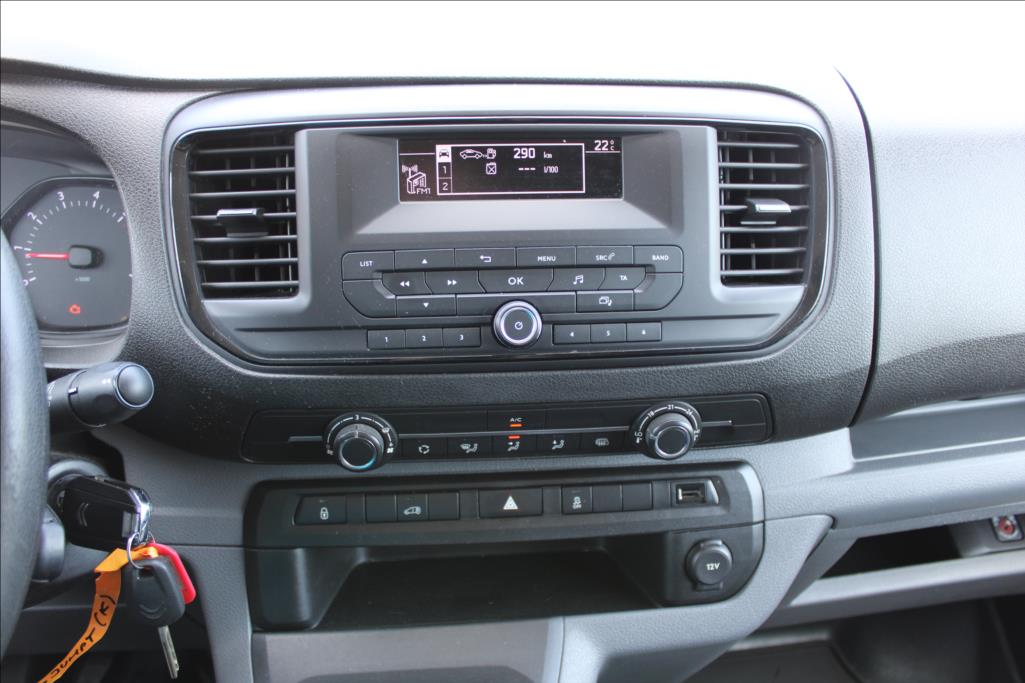 2017 – Citroën Jumpy – 1,6 HDi  2 x ŠOUPAČKY, DPH