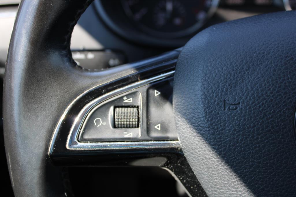 2016 – Škoda Octavia – 1,6 TDi  DSG,STLYLE,SERVISKA