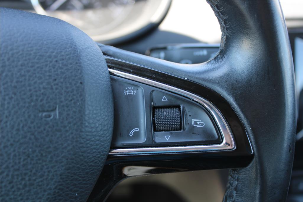 2016 – Škoda Octavia – 1,6 TDi  DSG,STLYLE,SERVISKA
