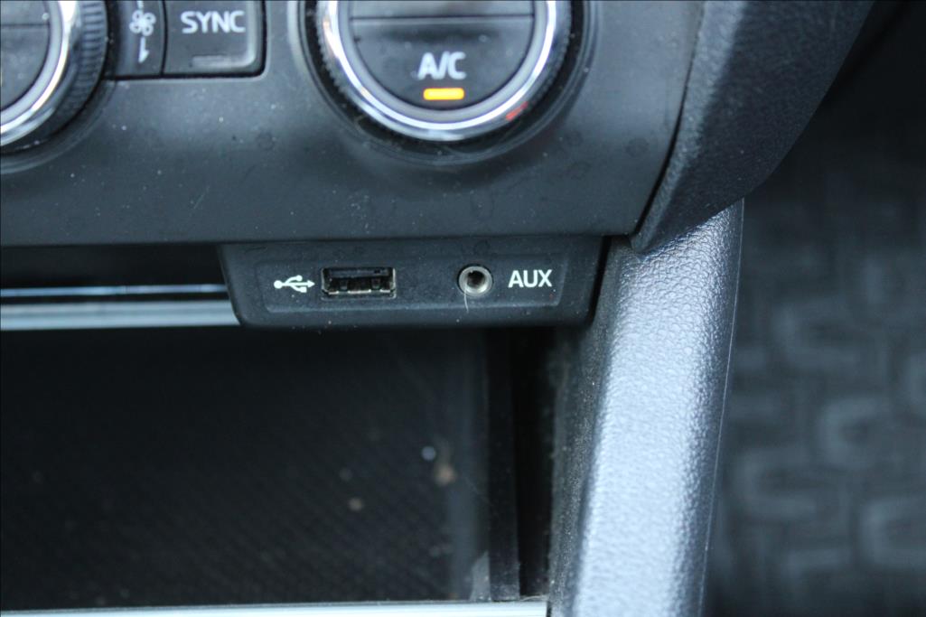 2016 – Škoda Octavia – 1,6 TDi  DSG,STLYLE,SERVISKA