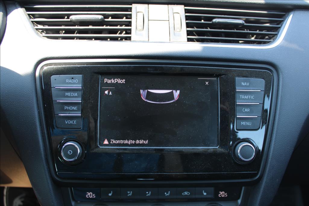 2016 – Škoda Octavia – 1,6 TDi  DSG,STLYLE,SERVISKA