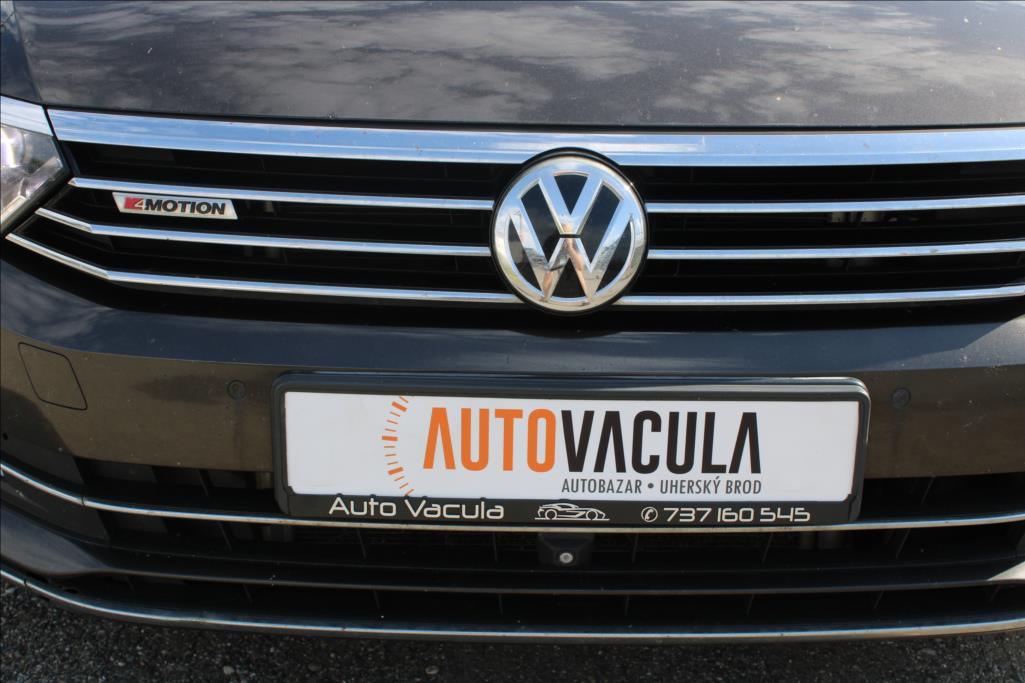 2015 – Volkswagen Passat – 2,0 TDi  HIGHLINE, 4 x 4, DSG