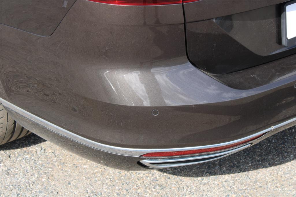 2015 – Volkswagen Passat – 2,0 TDi  HIGHLINE, 4 x 4, DSG