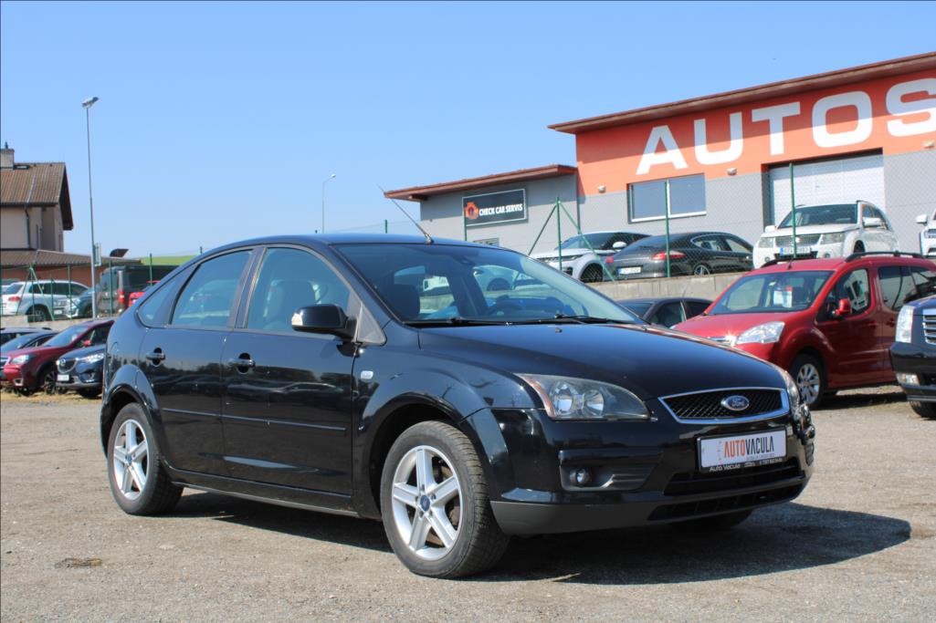 2007 – Ford Focus – 1,8 i  STK 11/2027, VÝHŘEVY