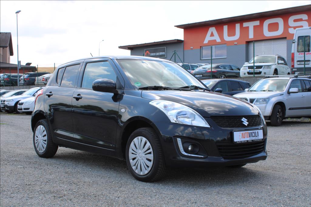 2015 – Suzuki Swift – 1,2 i  4 x 4, SERVISKA