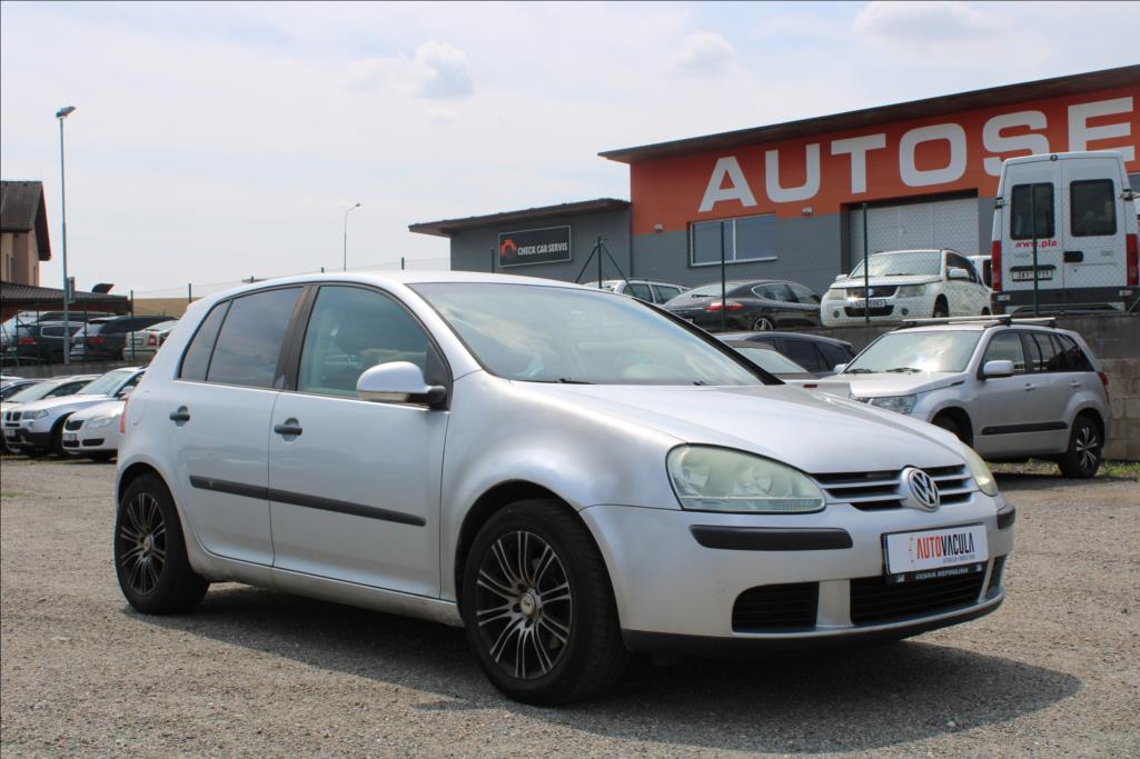2004 – Volkswagen Golf – 1,4 i  DIG. KLIMA, ČR