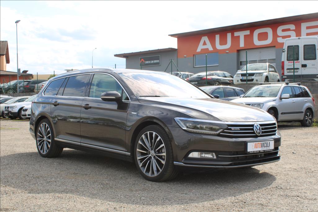 2015 – Volkswagen Passat – 2,0 TDi  HIGHLINE, 4 x 4, DSG