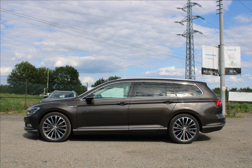 2015 – Volkswagen Passat – 2,0 TDi  HIGHLINE, 4 x 4, DSG