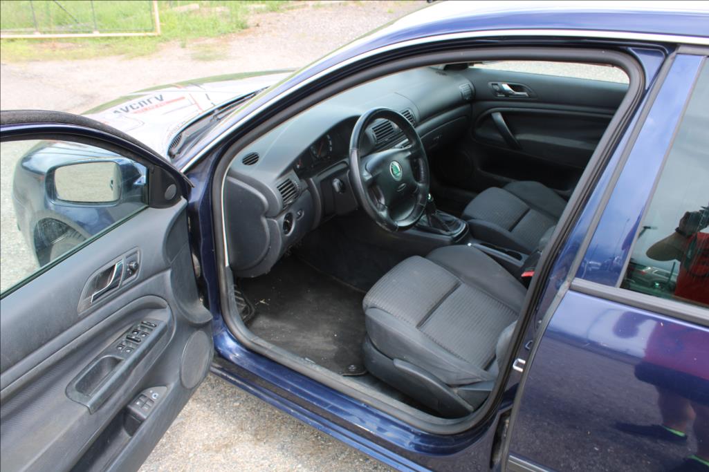 2004 – Škoda Superb – 1,8 T  DIG.KLIMA, TAŽNÉ