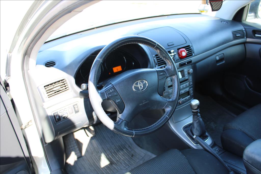 2006 – Toyota Avensis – 2,2 D4-D  DIG.KLIMA, STK 4/27