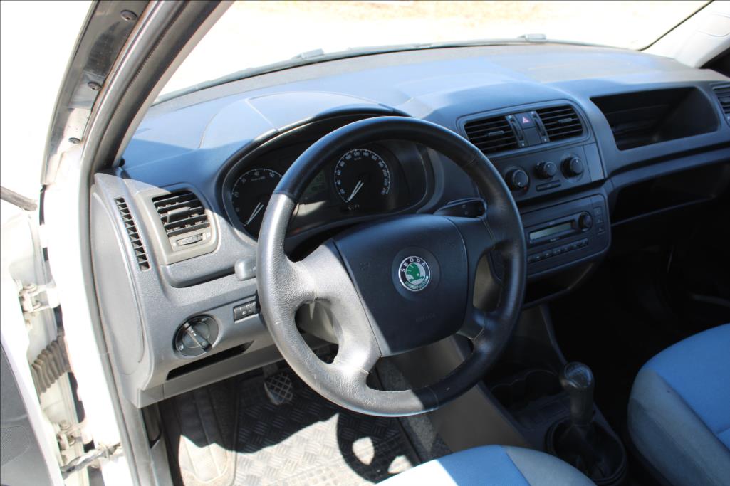 2007 – Škoda Fabia – 1,2 i  STK 5/2028, ČR