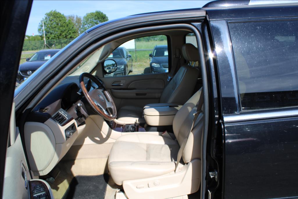 2006 – Cadillac Escalade – 6,2 V8 6.2i  +LPG, 301 KW, ČR