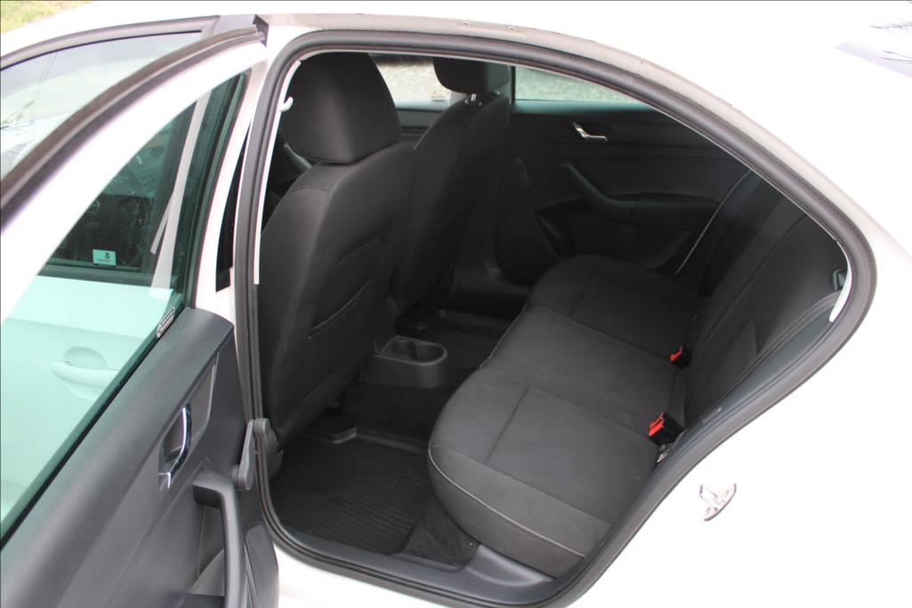 2013 – Škoda Rapid – 1,6 TDi  DIG. KLIMA, STK 9/27