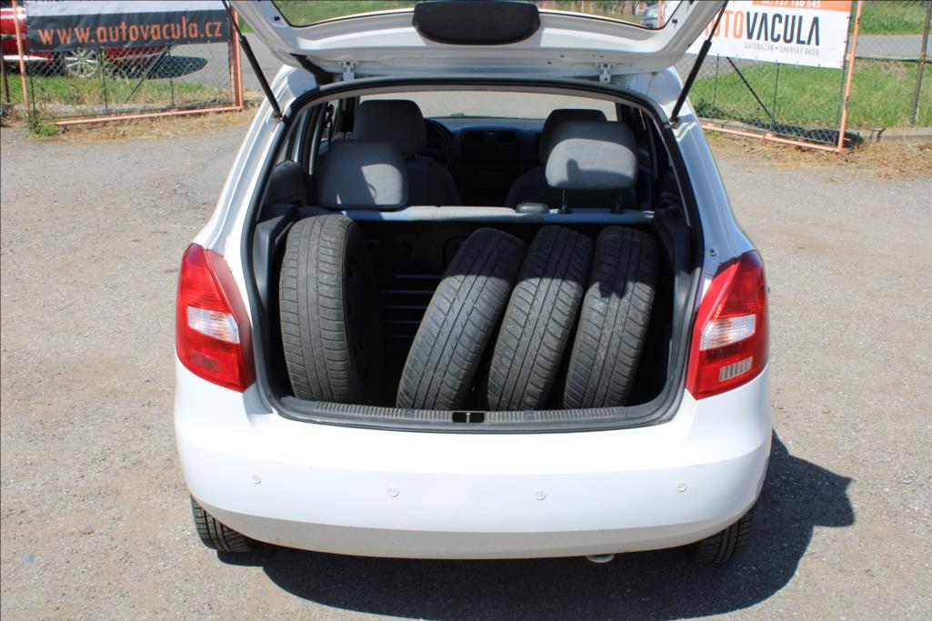2007 – Škoda Fabia – 1,2 i  STK 5/2028, ČR