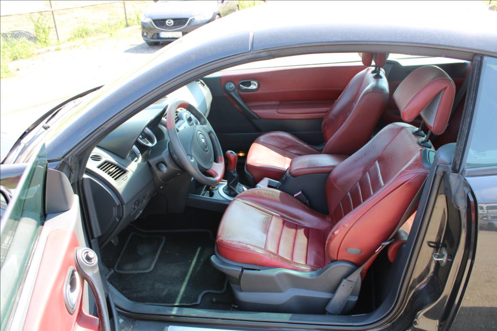 2004 – Renault Mégane – 1,6 i  STK 4/2028