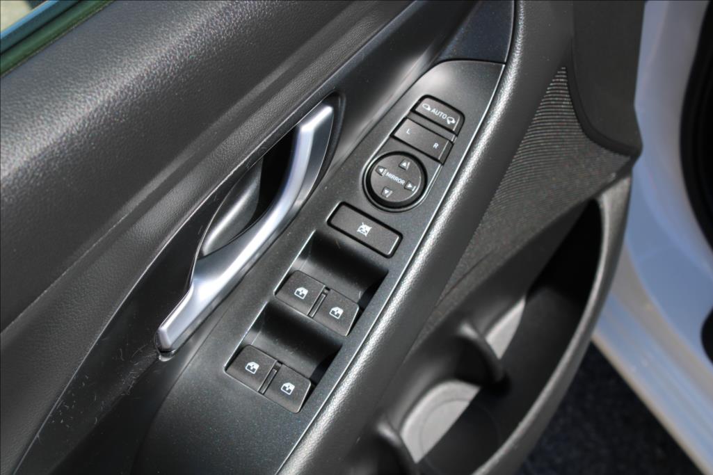 2021 – Hyundai i30 – 1,5 i  SMART, VÝHŘEVY, ČR