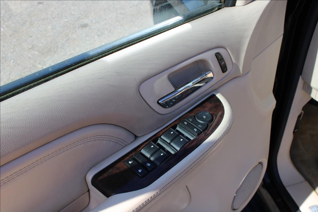 2006 – Cadillac Escalade – 6,2 V8 6.2i  +LPG, 301 KW, ČR