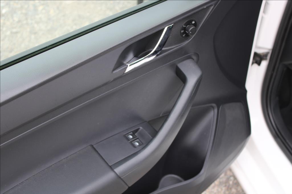2013 – Škoda Rapid – 1,6 TDi  DIG. KLIMA, STK 9/27