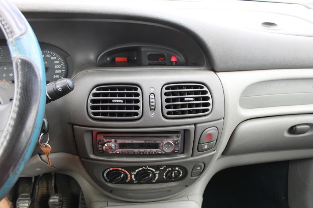 2001 – Renault Scénic – 1,9 DCi  STK 8/2028, TAŽNÉ
