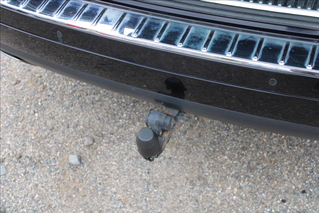 2012 – Volkswagen Touareg – 3,0 TDi  4 x 4, AUTOMAT, DPH