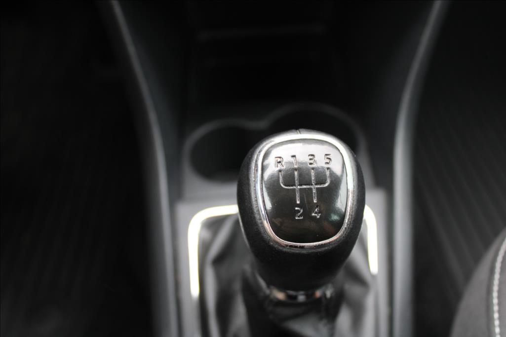 2013 – Škoda Rapid – 1,6 TDi  DIG. KLIMA, STK 9/27