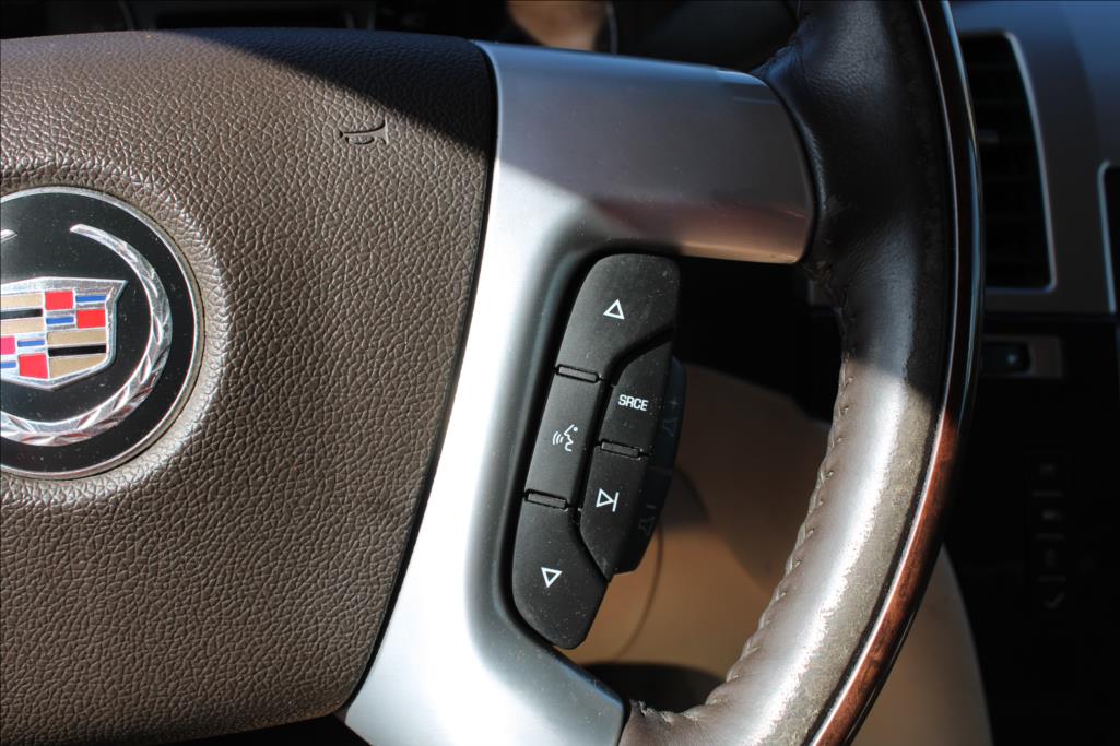 2006 – Cadillac Escalade – 6,2 V8 6.2i  +LPG, 301 KW, ČR