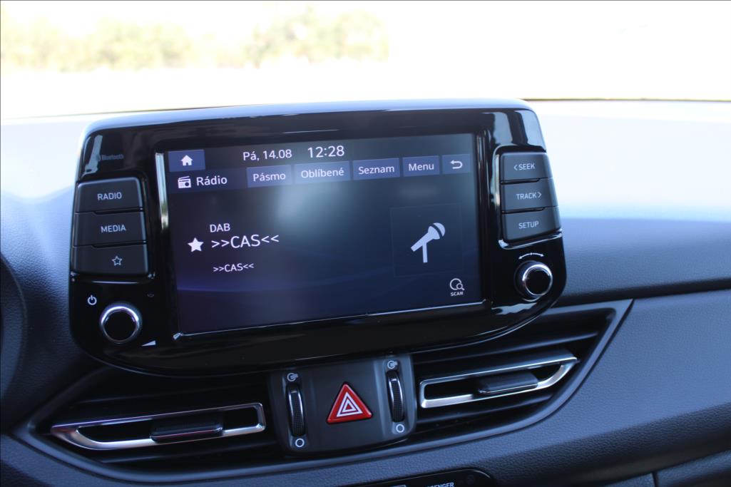 2021 – Hyundai i30 – 1,5 i  SMART, VÝHŘEVY, ČR