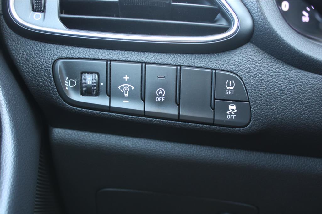 2023 – Hyundai i30 – 1,0 T-GDI  COMFORT, DPH, ČR