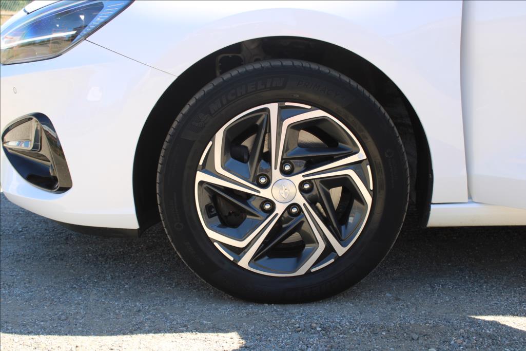 2021 – Hyundai i30 – 1,5 i  SMART, VÝHŘEVY, ČR