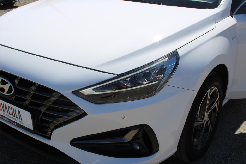 2021 – Hyundai i30 – 1,5 i  SMART, VÝHŘEVY, ČR