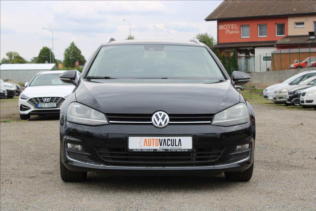 2014 – Volkswagen Golf – 2,0 TDi  XENONY, AUTOMAT