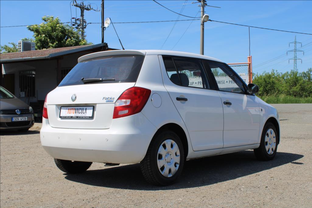 2007 – Škoda Fabia – 1,2 i  STK 5/2028, ČR