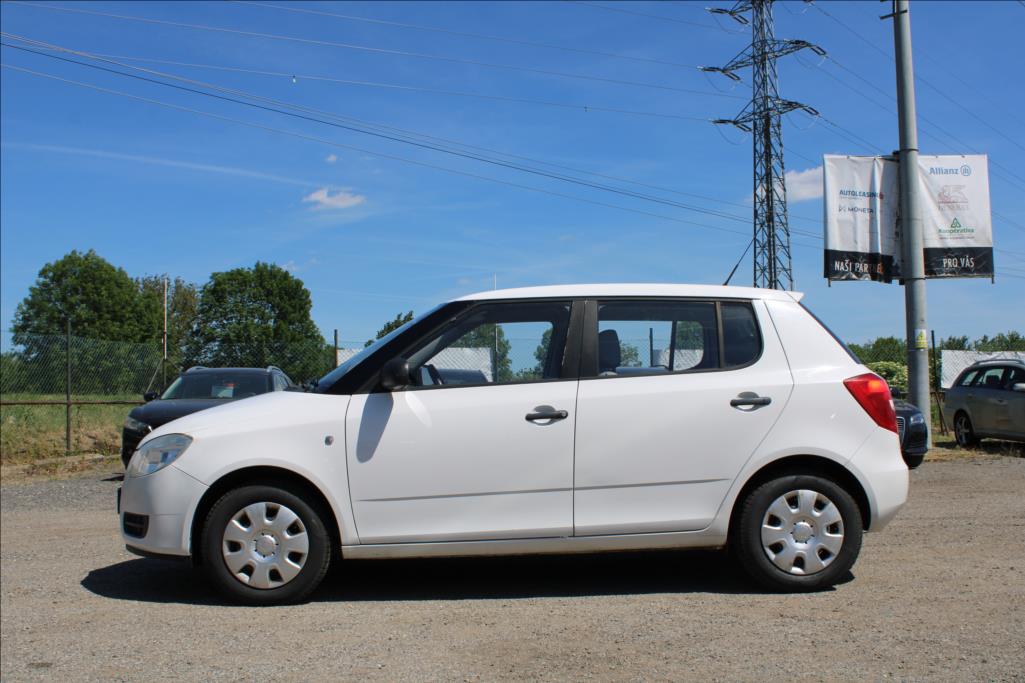 2007 – Škoda Fabia – 1,2 i  STK 5/2028, ČR
