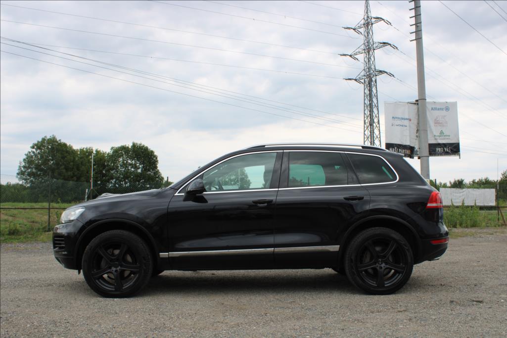 2012 – Volkswagen Touareg – 3,0 TDi  4 x 4, AUTOMAT, DPH