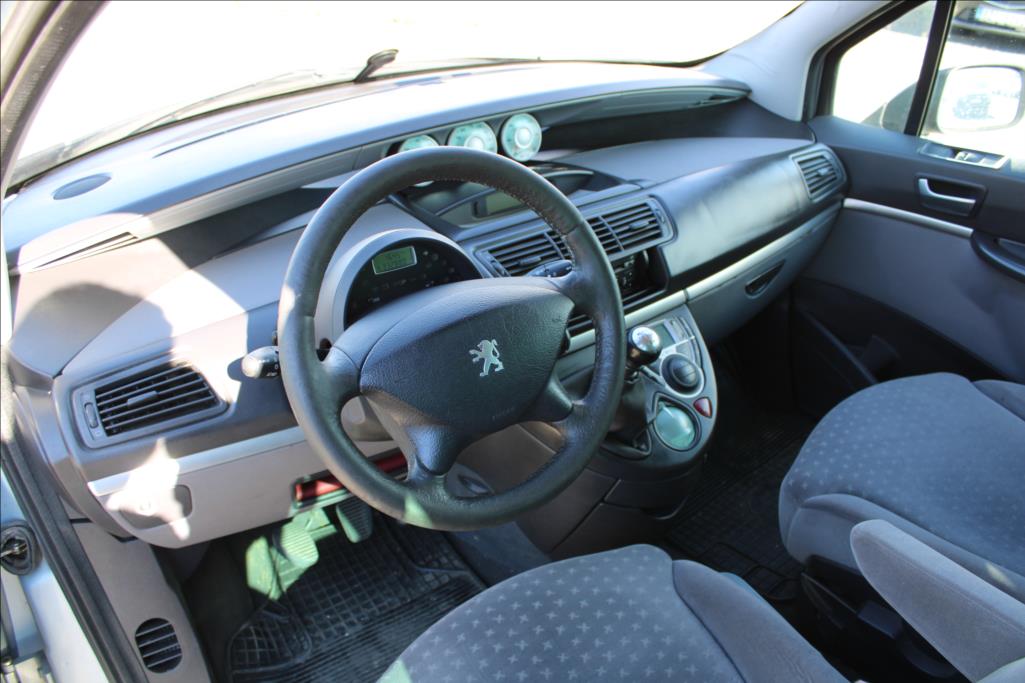 2006 – Peugeot 807 – 2,2 HDi  1.maj., ČR, TAŽNÉ