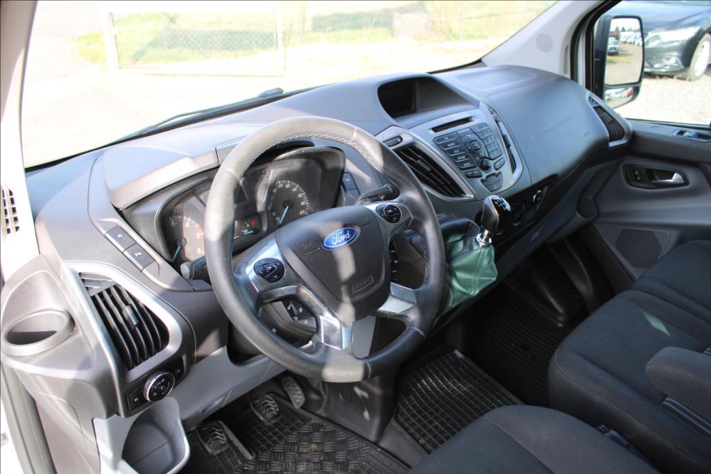 2015 – Ford Transit Custom – 2,2 TDCi  9 – míst, DPH, KLIMA