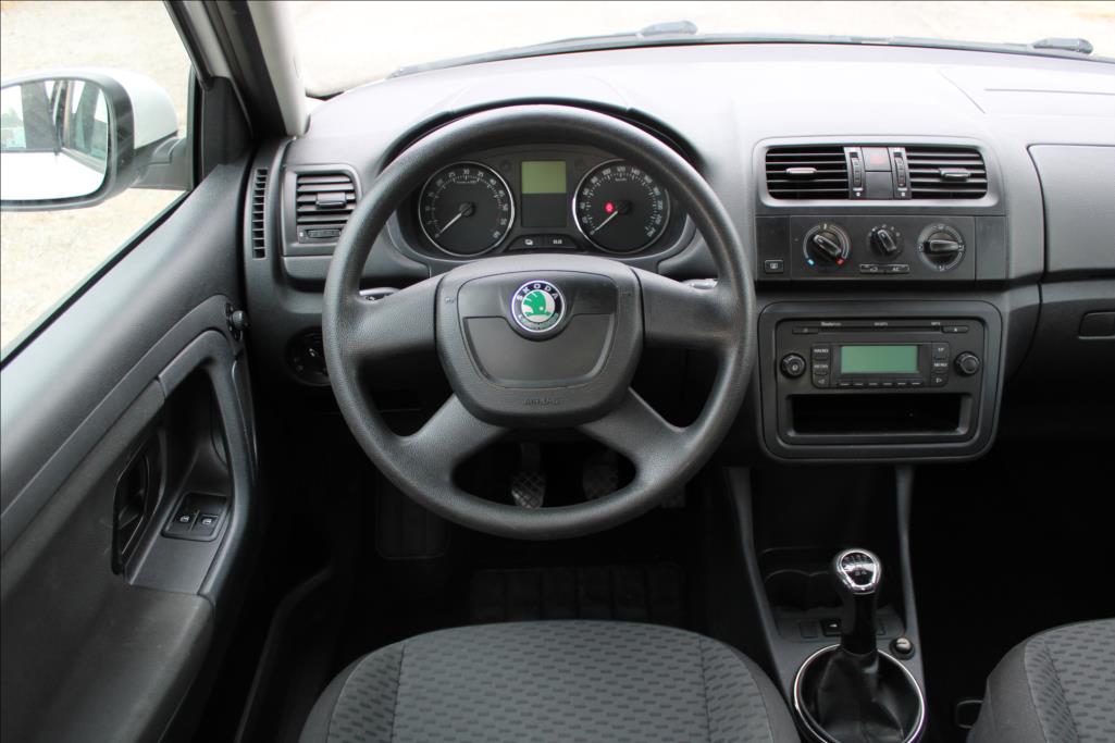 2011 – Škoda Fabia – 1,6 TDi  KLIMA, STK 10/2028