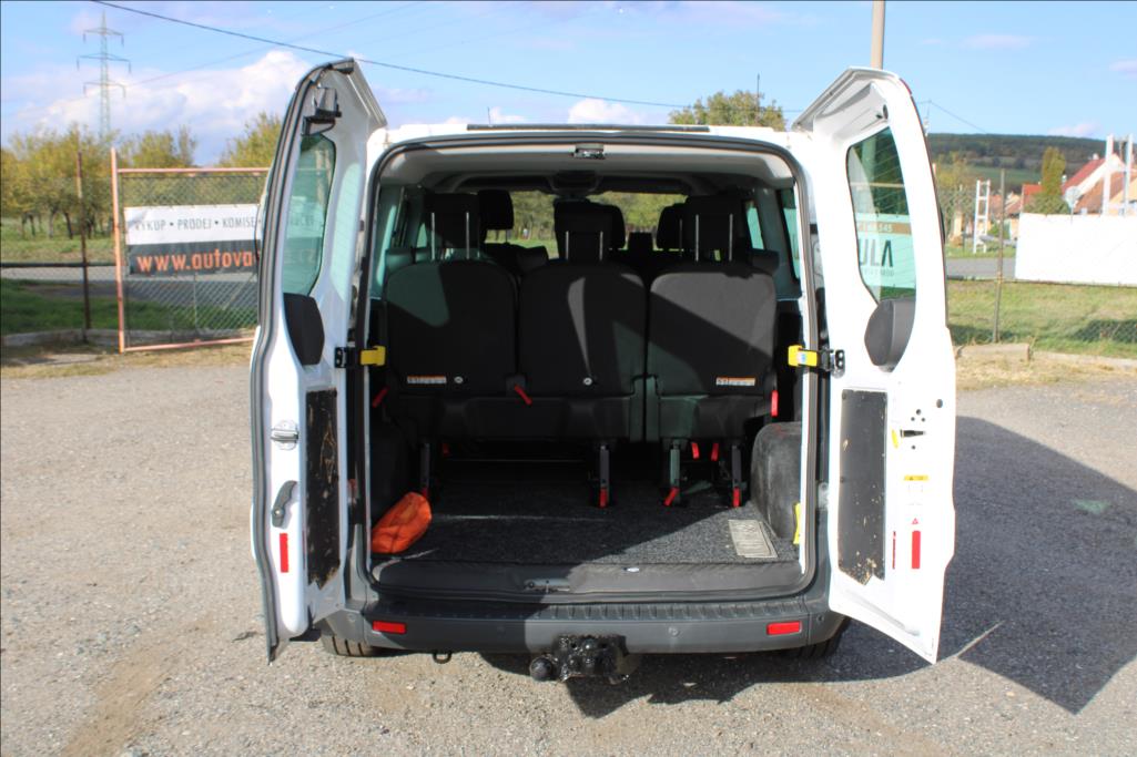 2015 – Ford Transit Custom – 2,2 TDCi  9 – míst, DPH, KLIMA