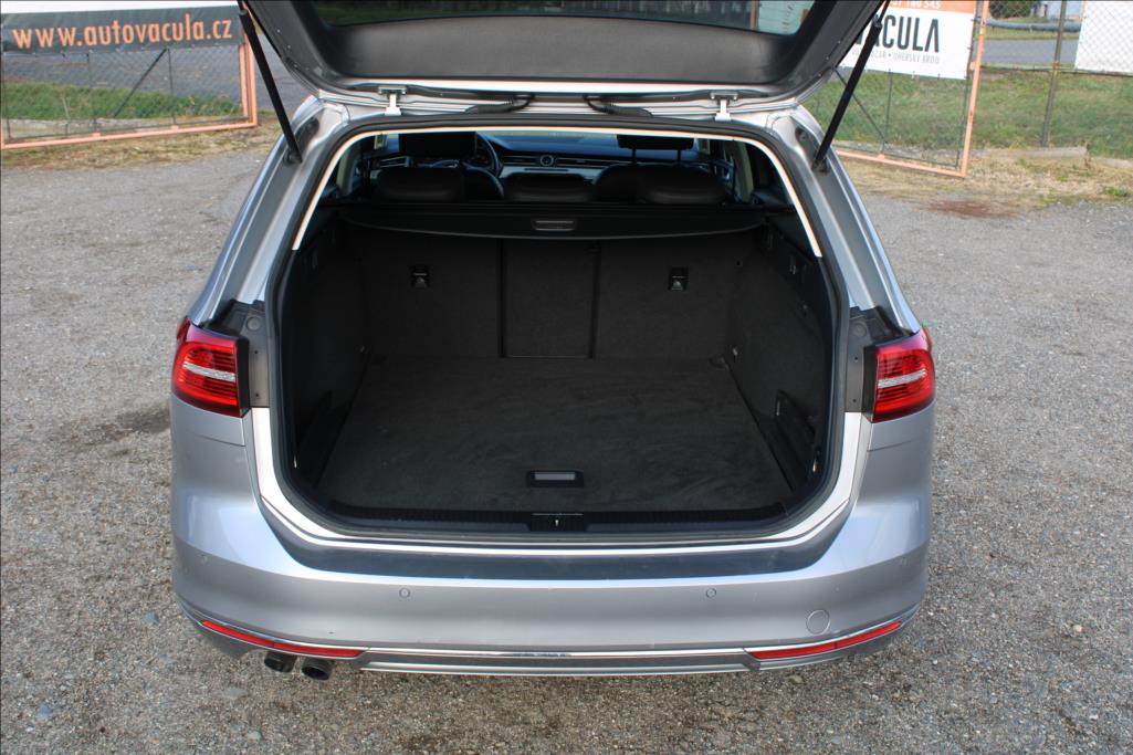 2018 – Volkswagen Passat – 2,0 TDi  DSG, 4×4, HIGHLINE