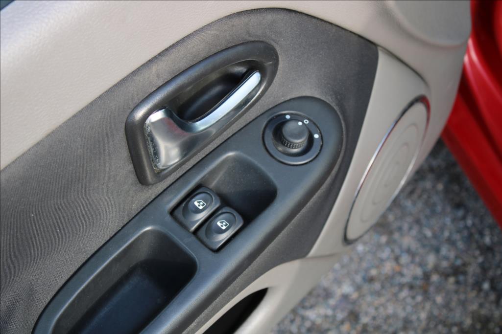 2012 – Renault Thalia – 1,2 i  1.majitel, ČR, Klima