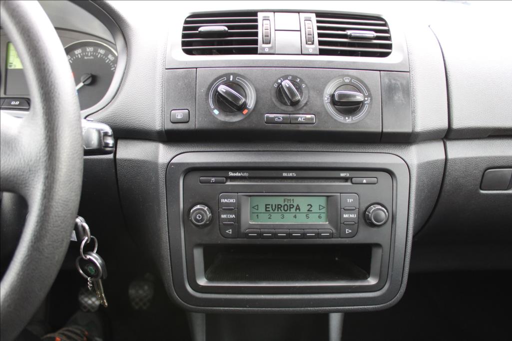 2011 – Škoda Fabia – 1,6 TDi  KLIMA, STK 10/2028