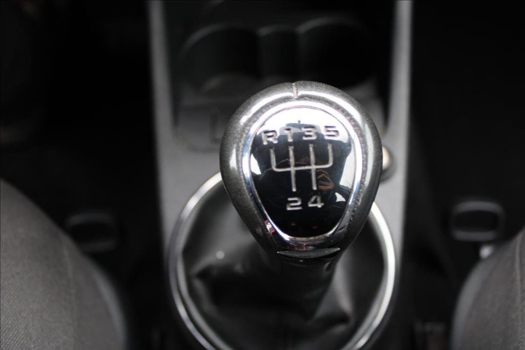 2011 – Škoda Fabia – 1,6 TDi  KLIMA, STK 10/2028