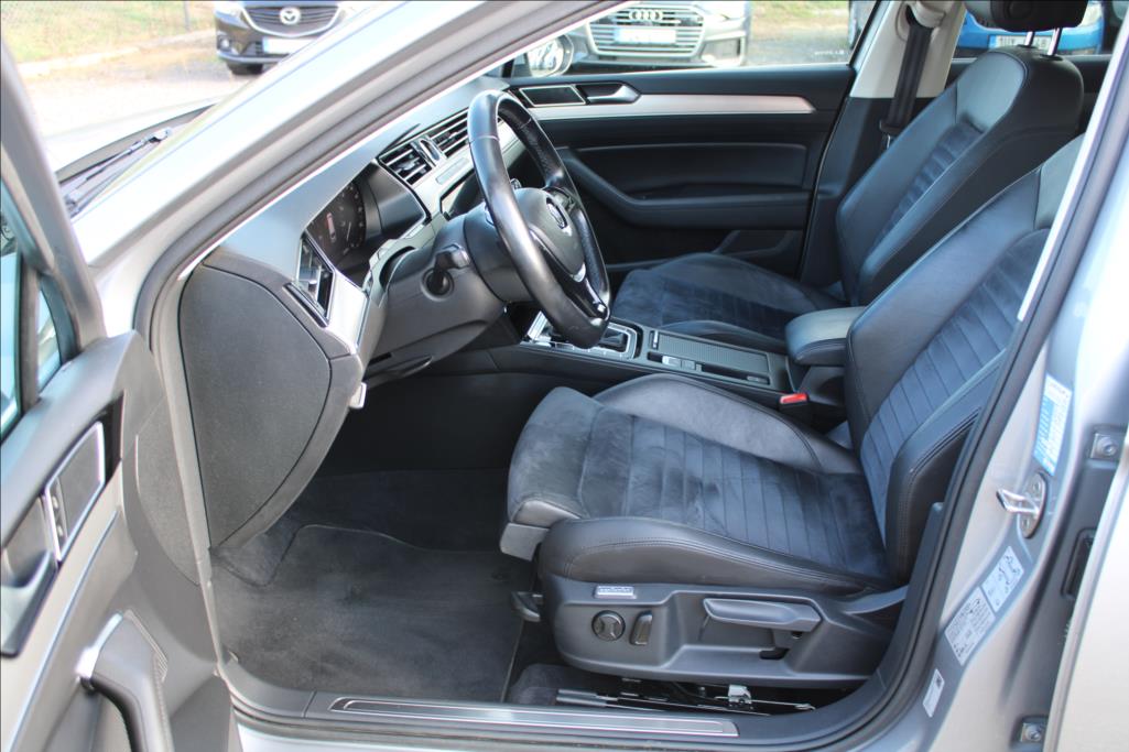2018 – Volkswagen Passat – 2,0 TDi  DSG, 4×4, HIGHLINE