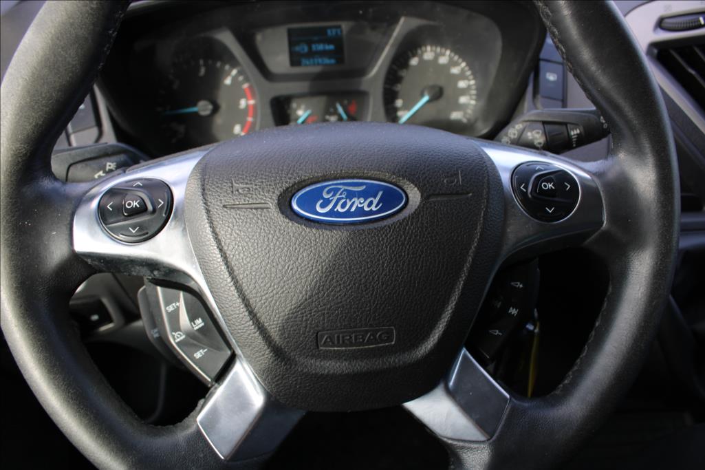 2015 – Ford Transit Custom – 2,2 TDCi  9 – míst, DPH, KLIMA