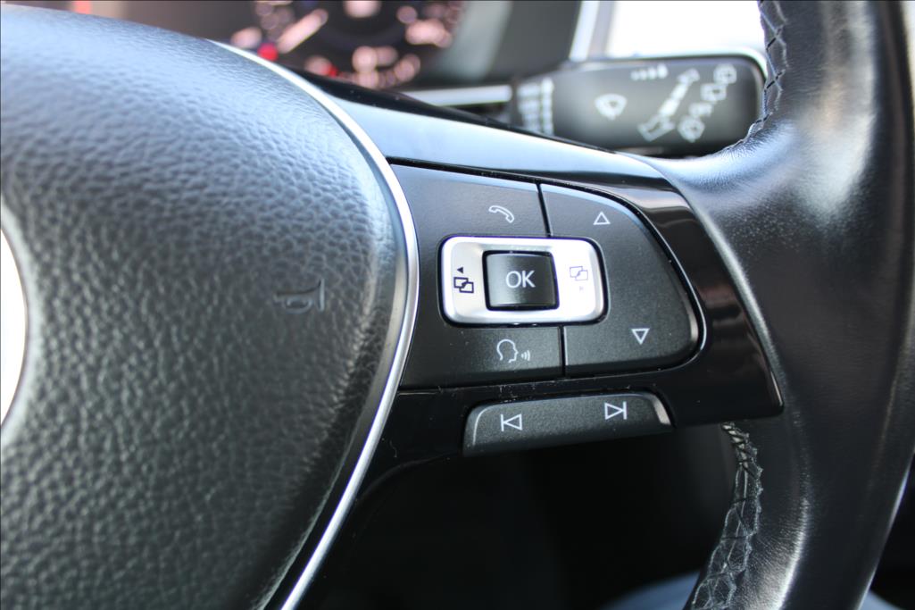 2018 – Volkswagen Passat – 2,0 TDi  DSG, 4×4, HIGHLINE